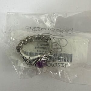 Paparazzi Silver Ring with Purple Gem